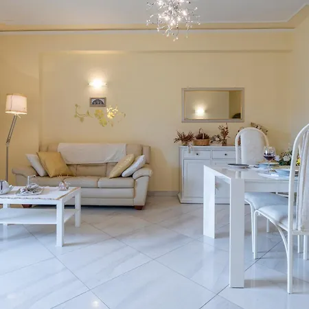 Leandro's House Near Thermal Baths דירה